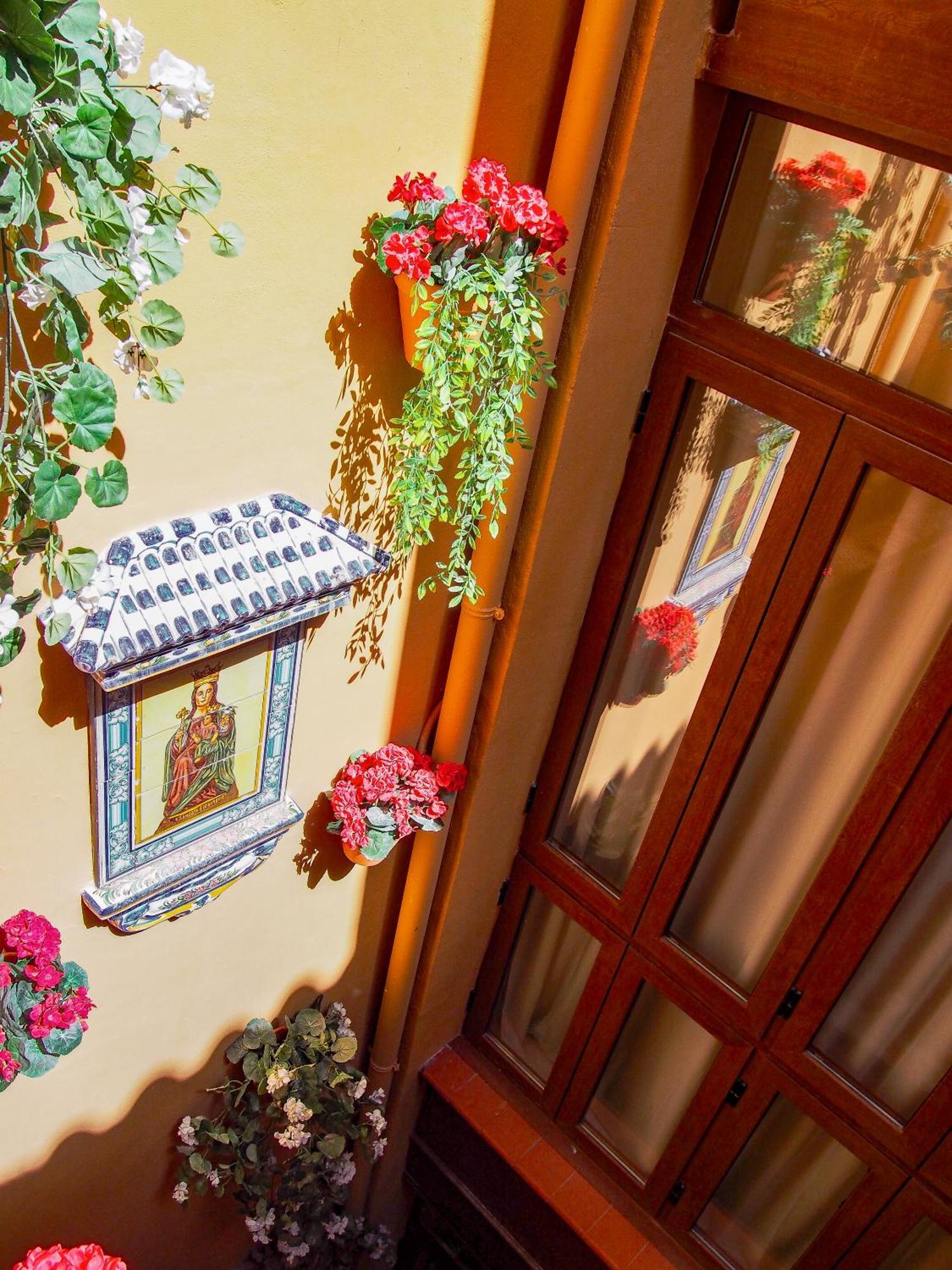 Apartamento Piso Familiar Con Tres En La Goleta *