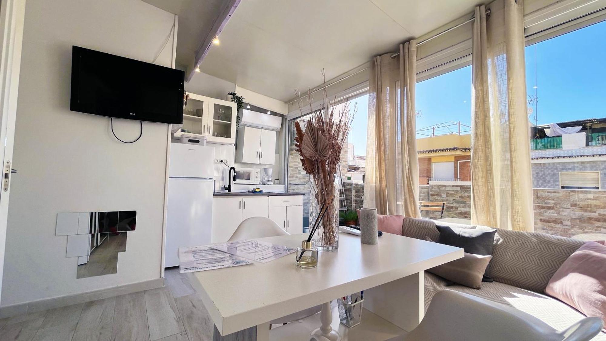 Apartment A 5 Minutos De La Playa Con Terraza En Malaga