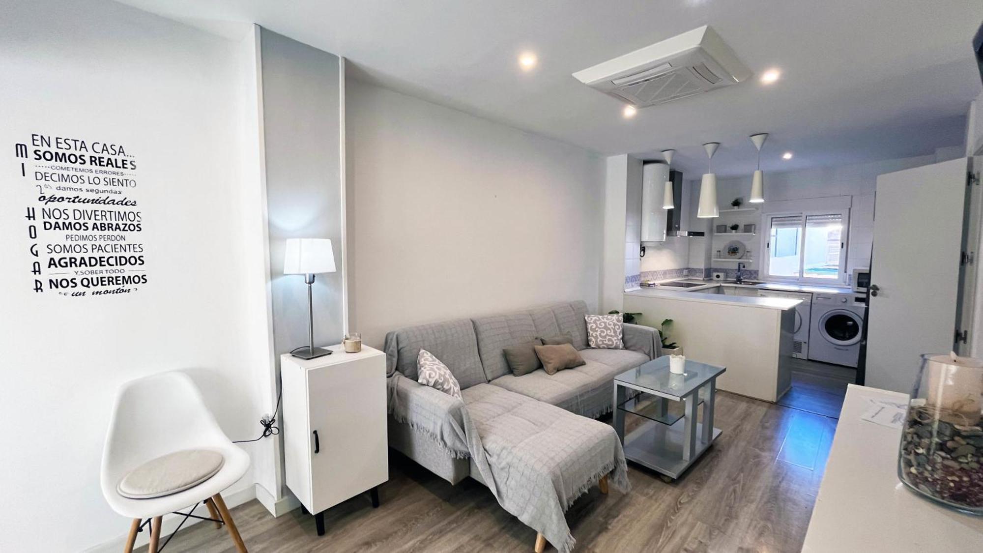 Apartment A 5 Minutos De La Playa Con Terraza En *