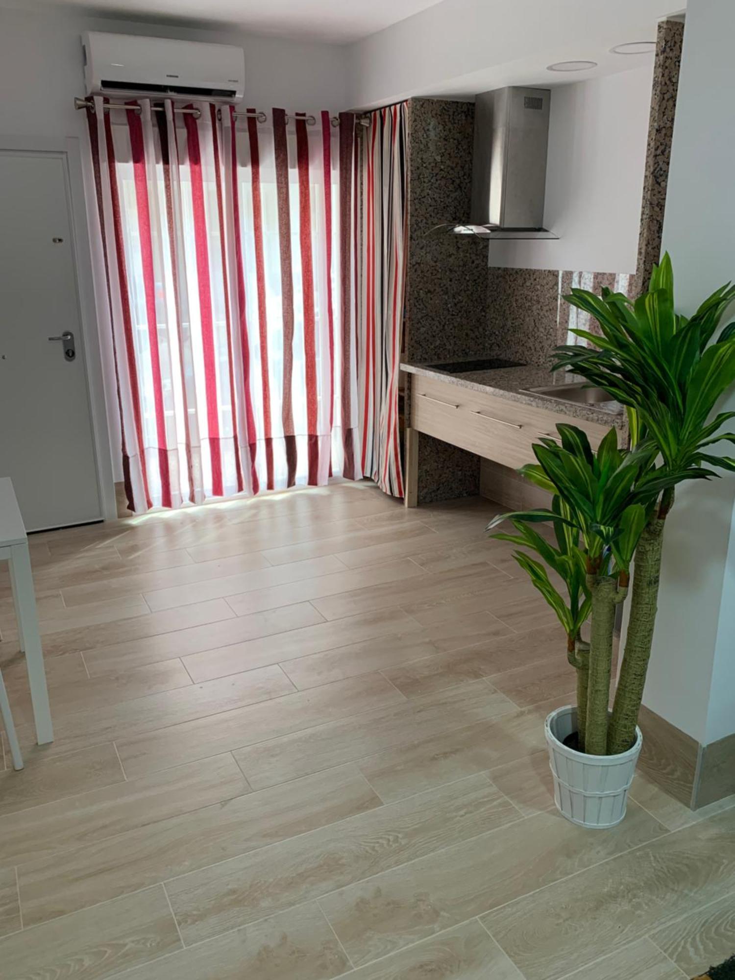 Apartamento Loft A 3 Minutos De La Estacion De Bus Y Tren *