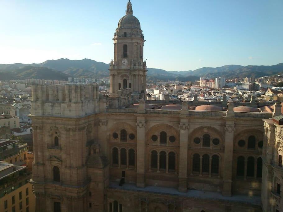 Apartment Cms Pena Historical Building
