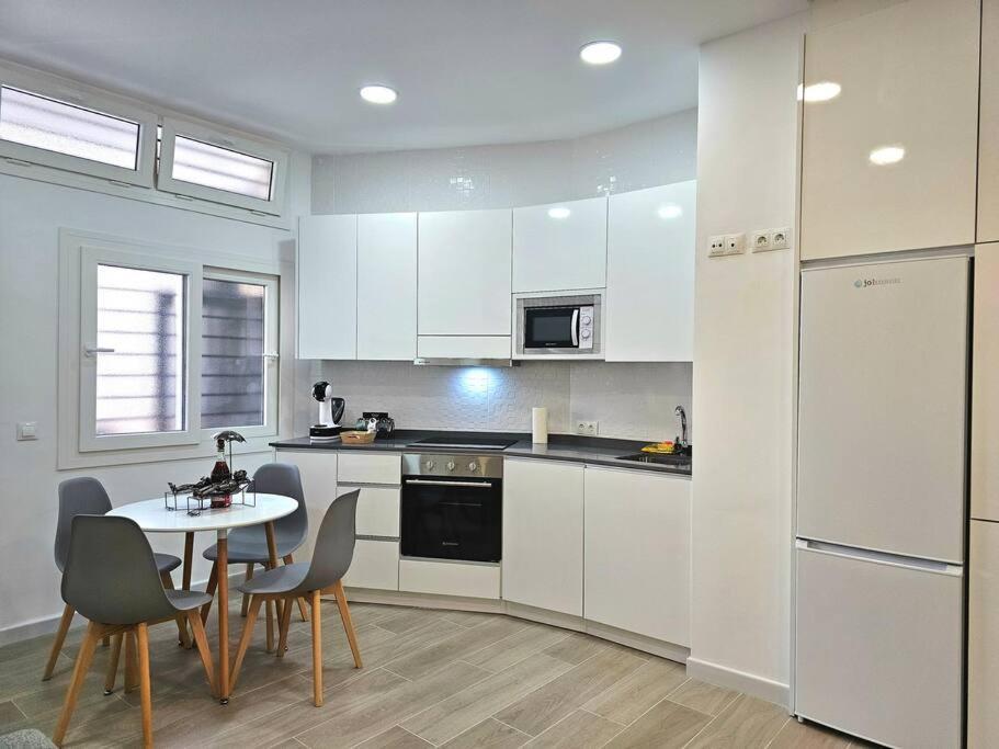 Moderno Loft A 250 Metros De La Playa & Parking Málaga