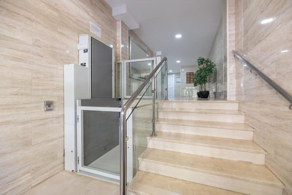 Apartamento Encantador Cerca Del Mar Málaga