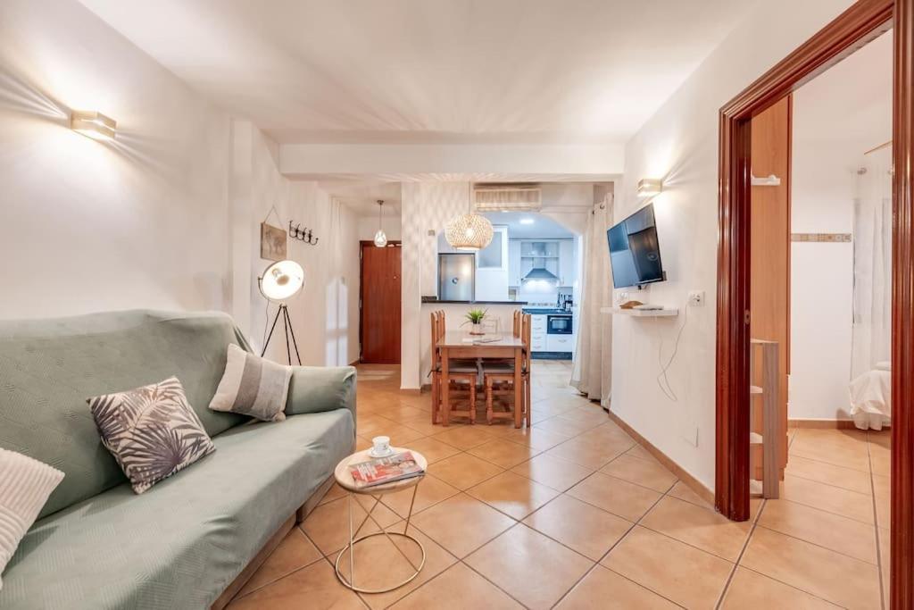 Apartamento Encantador Cerca Del Mar Málaga