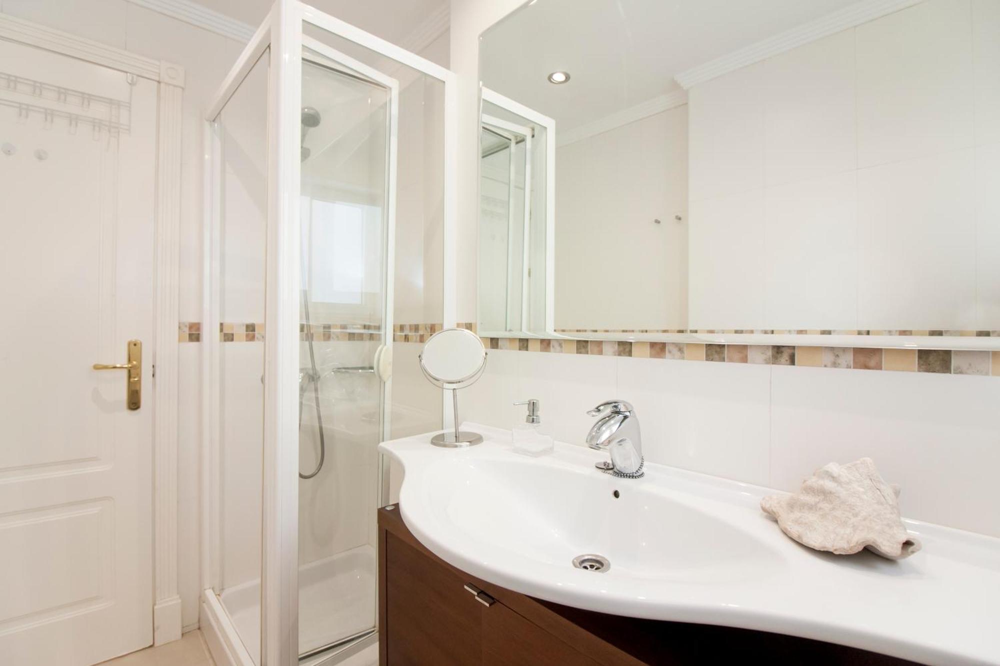 Center Flat Exclusive Malagueta *