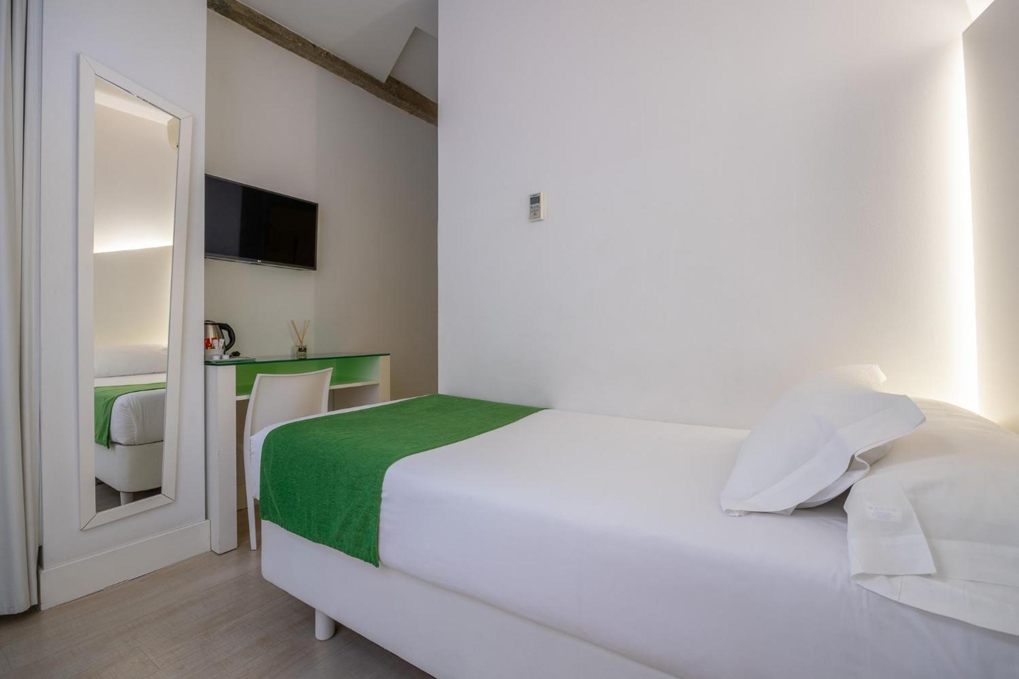 Atarazanas Boutique Hotel Málaga