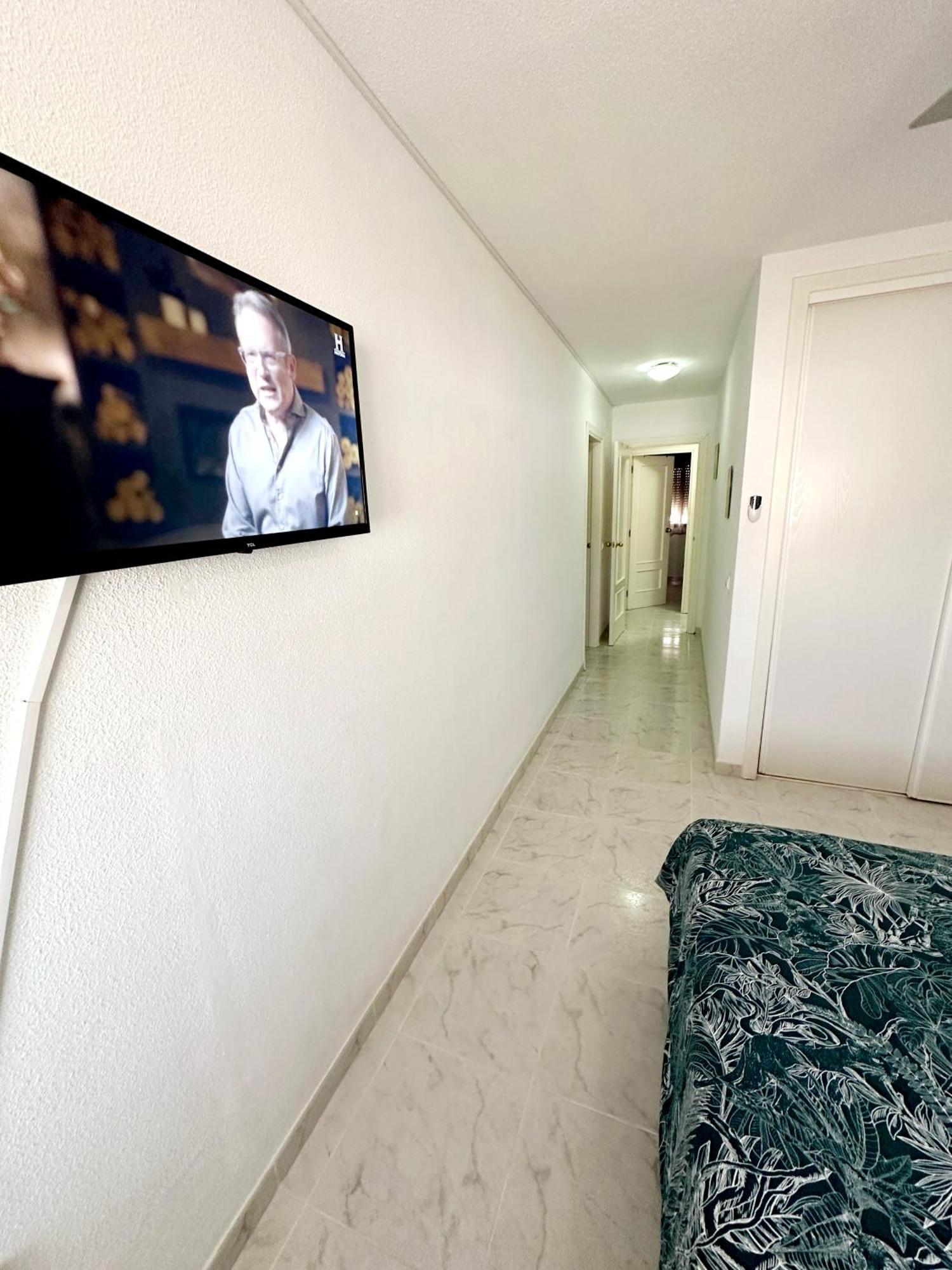 Oeste Parking-wifi-piscina *