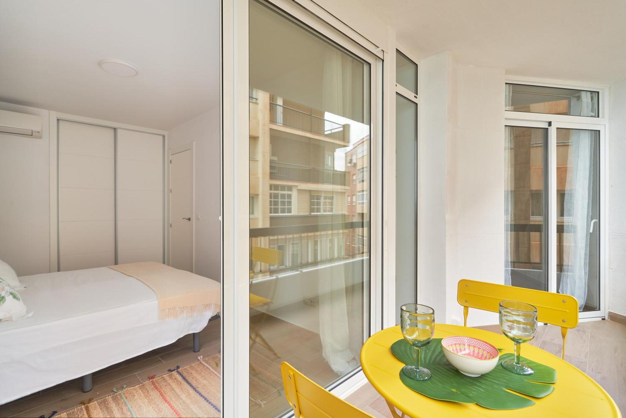 Apartamento En Primera Linea De Playa En La Malagueta *