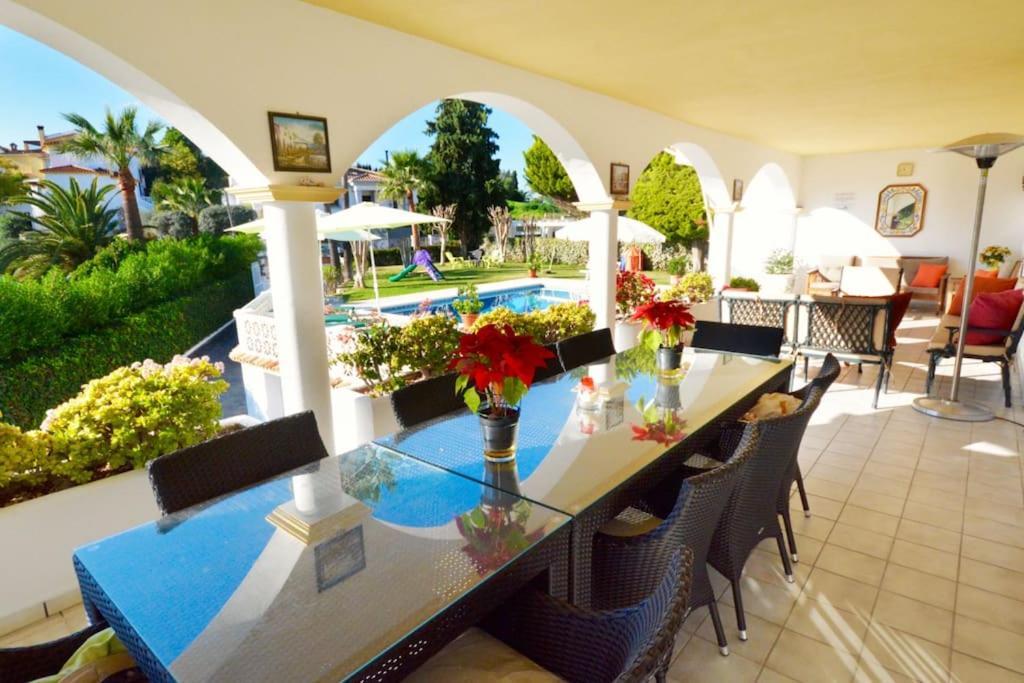 Large 7 Bedroom In Sierrrezuela Heated Pool