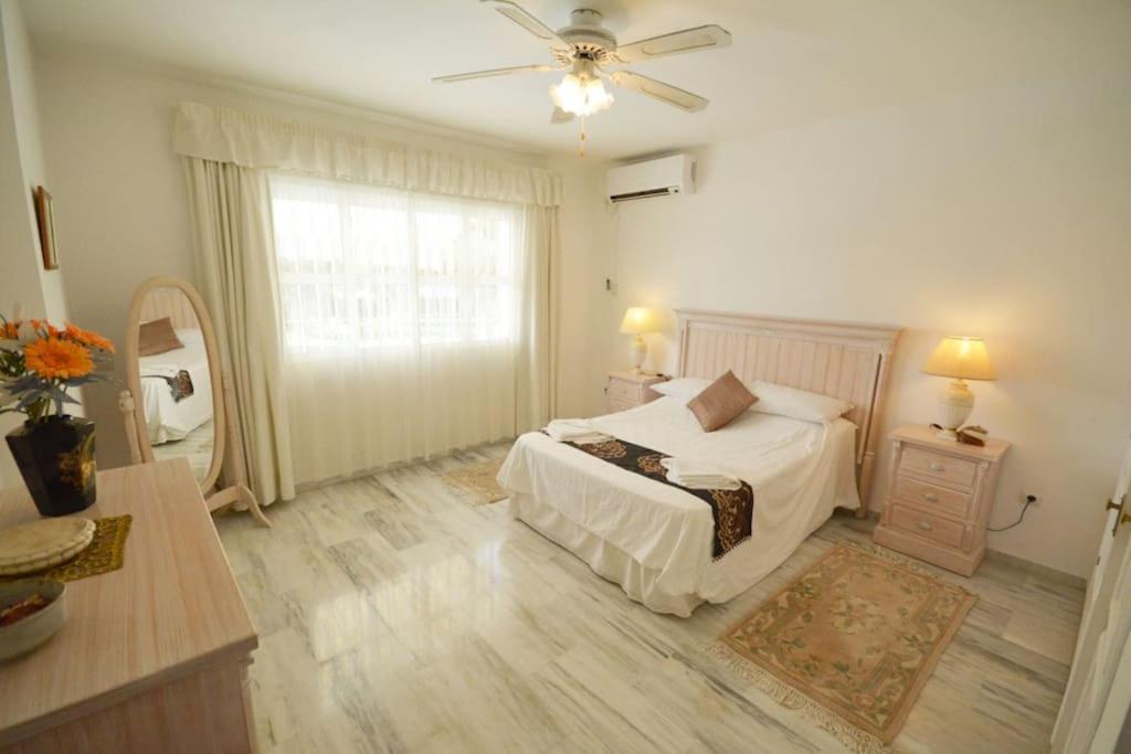 Large 7 Bedroom In Sierrrezuela Heated Pool