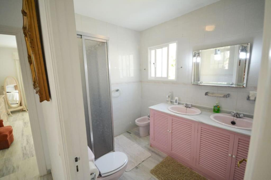 Large 7 Bedroom In Sierrrezuela Heated Pool * Málaga