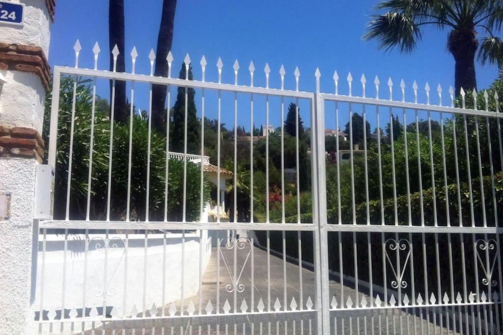 Large 7 Bedroom In Sierrrezuela Heated Pool Villa