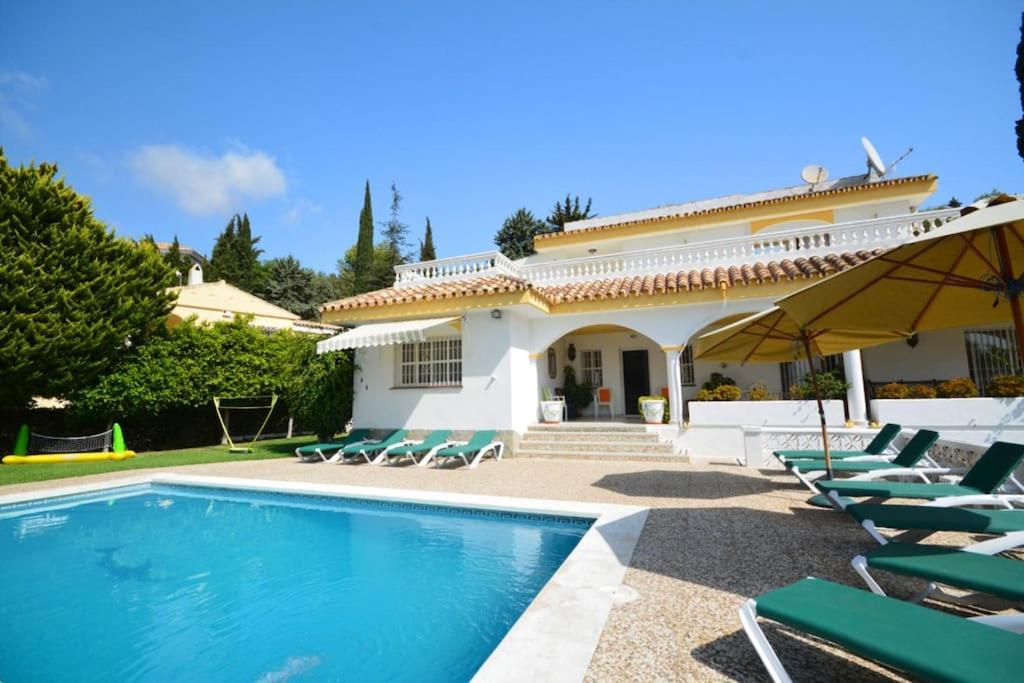 Large 7 Bedroom In Sierrrezuela Heated Pool Villa Málaga