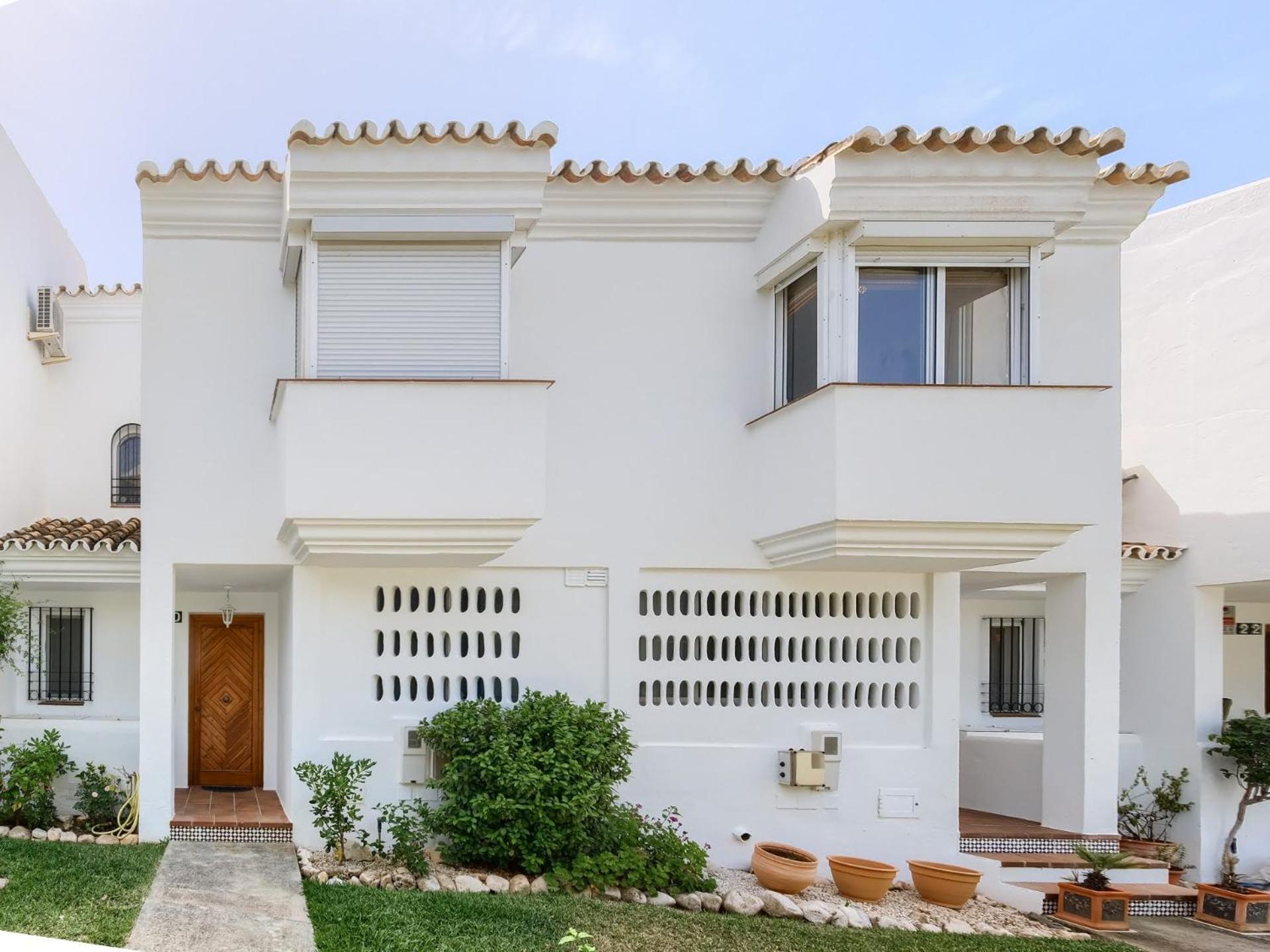 Сasa de vacaciones Spanish Charm House On The Miraflores Golf Course