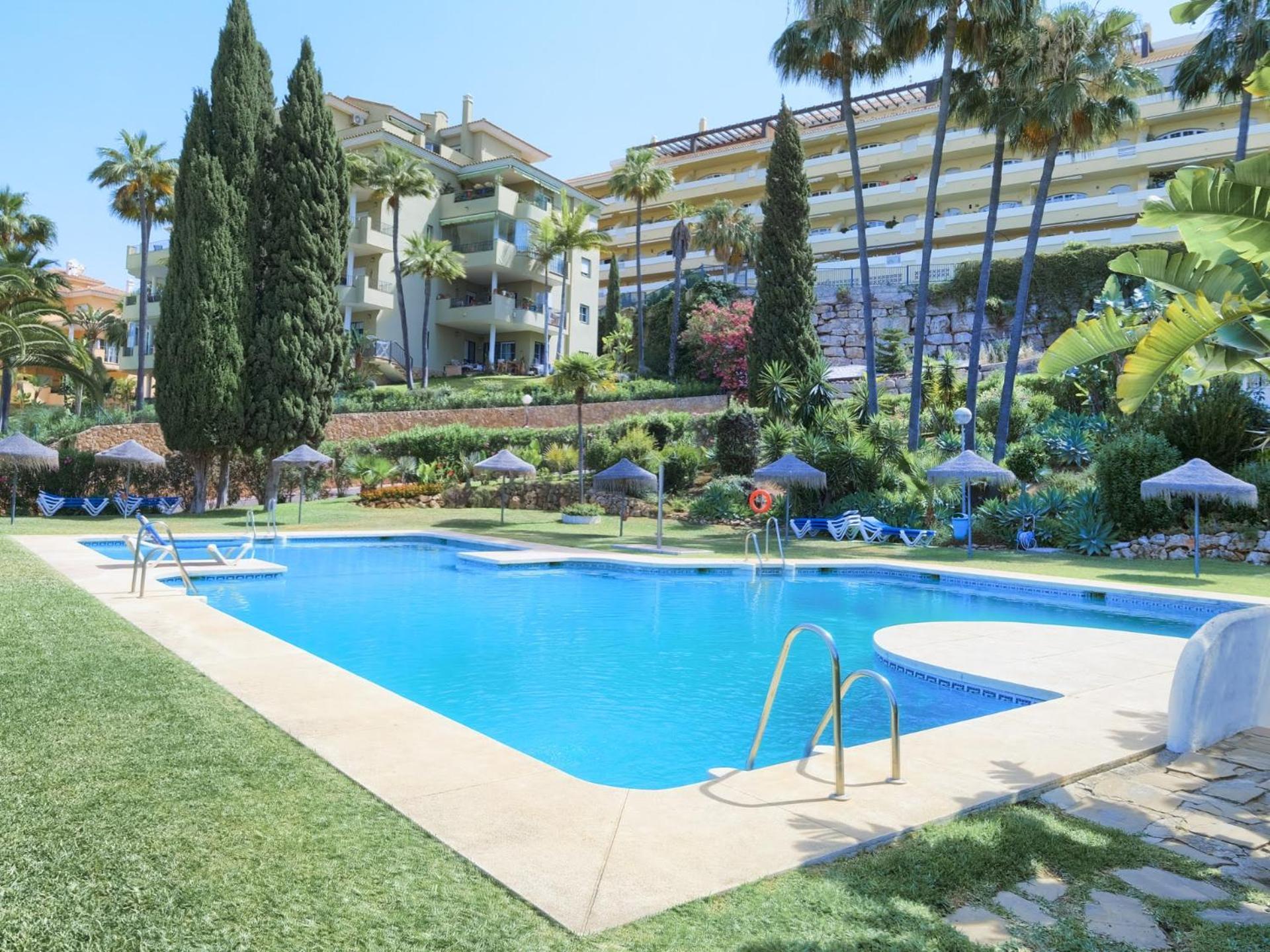Spanish Charm House On The Miraflores Golf Course Сasa de vacaciones