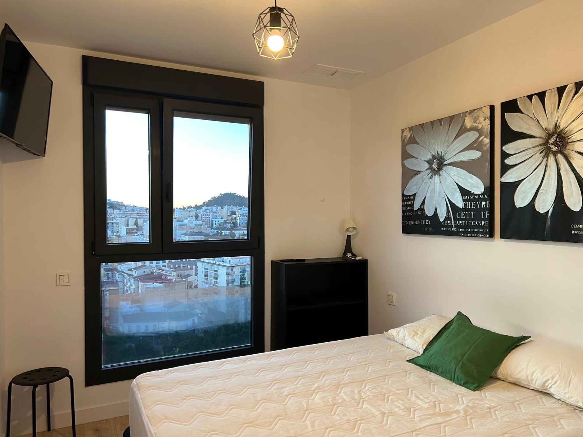 Luxury Tower Pool&free Parking 10 Min To Historical Center Apartamento *