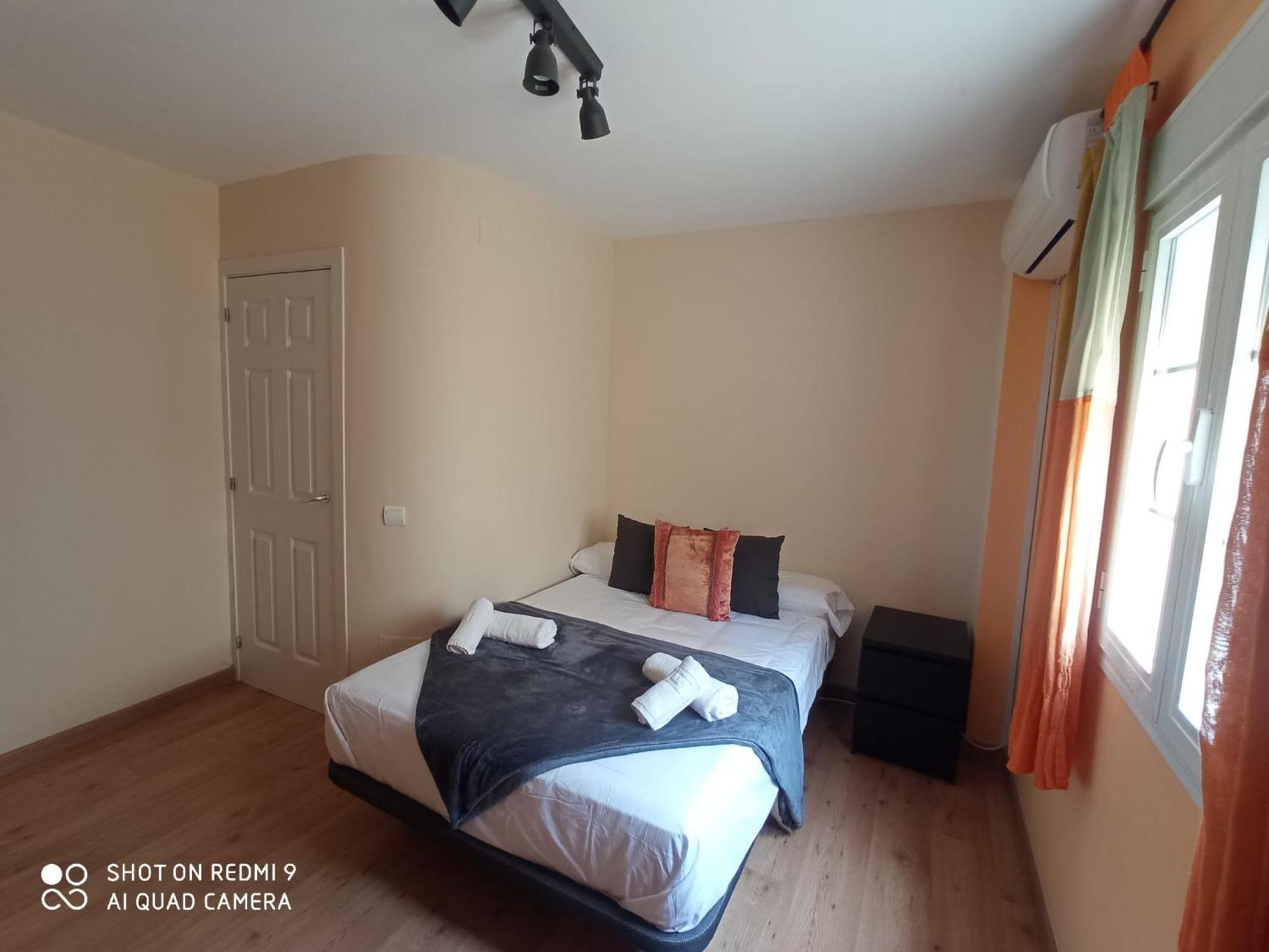 Duplex En Centro De Malaga, Calle Nuno Gomez Apartamento *