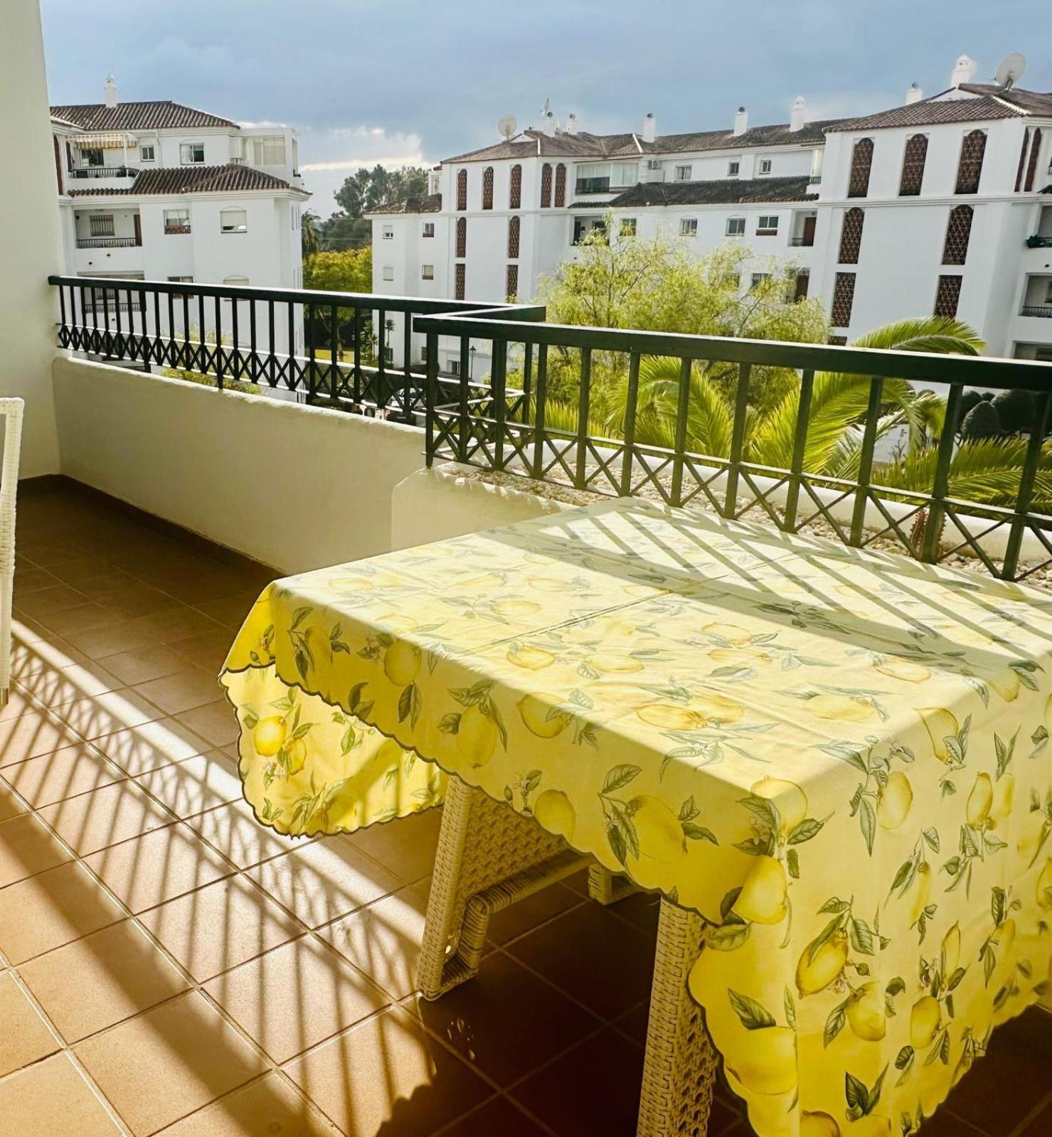 Apartment Lovely Apartment, Grancalahonda By Holidays2rent