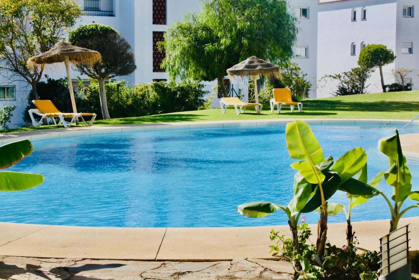 Lovely Apartment, Grancalahonda By Holidays2rent Apartment Malaga