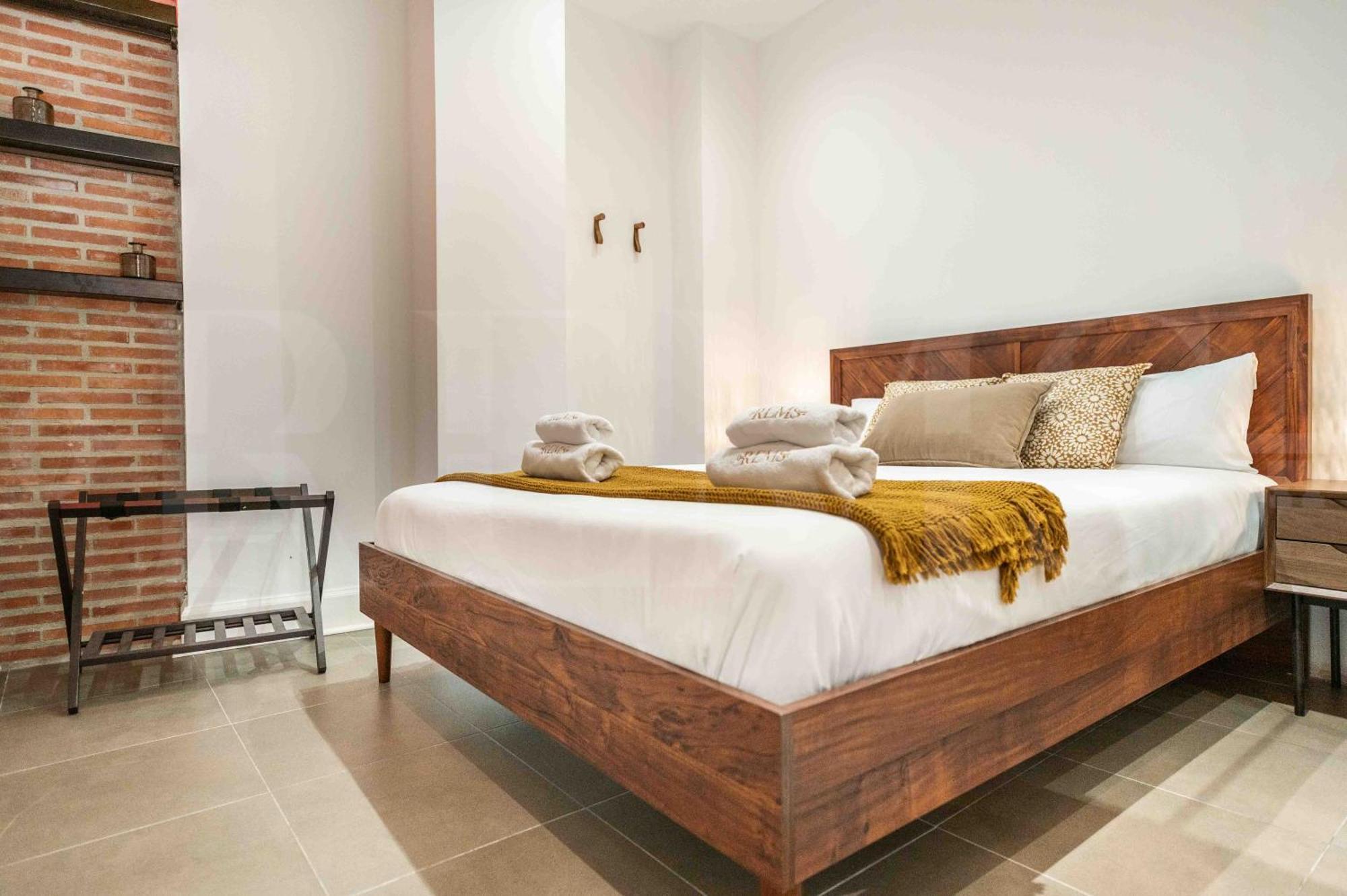 Fabulous In Historic Center By Rems *