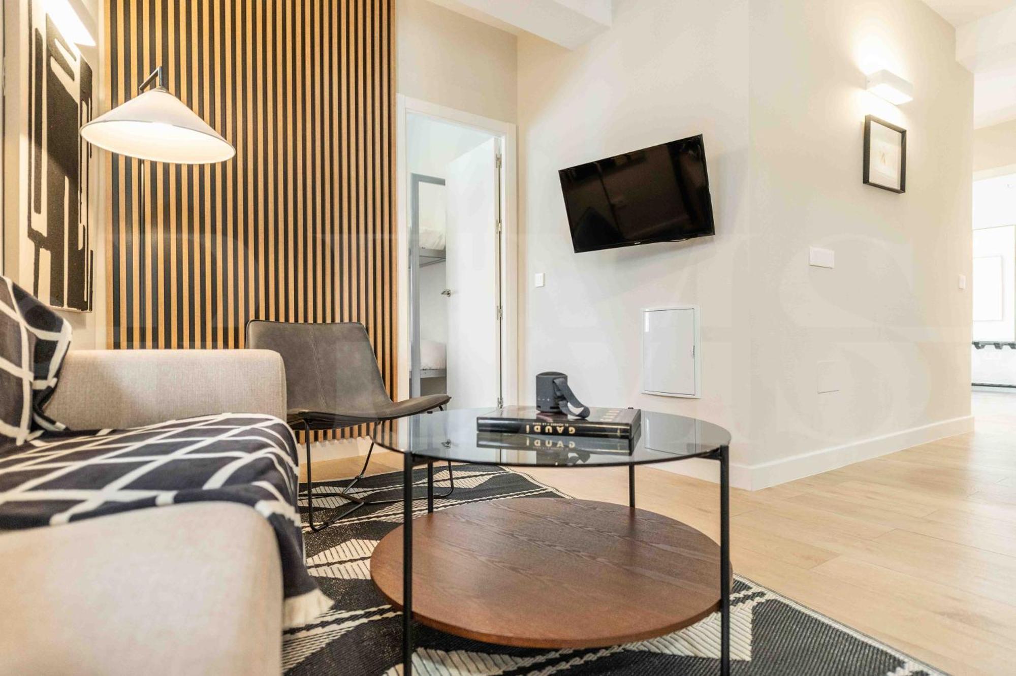 Spacious 3 Bedroom By Rems Málaga