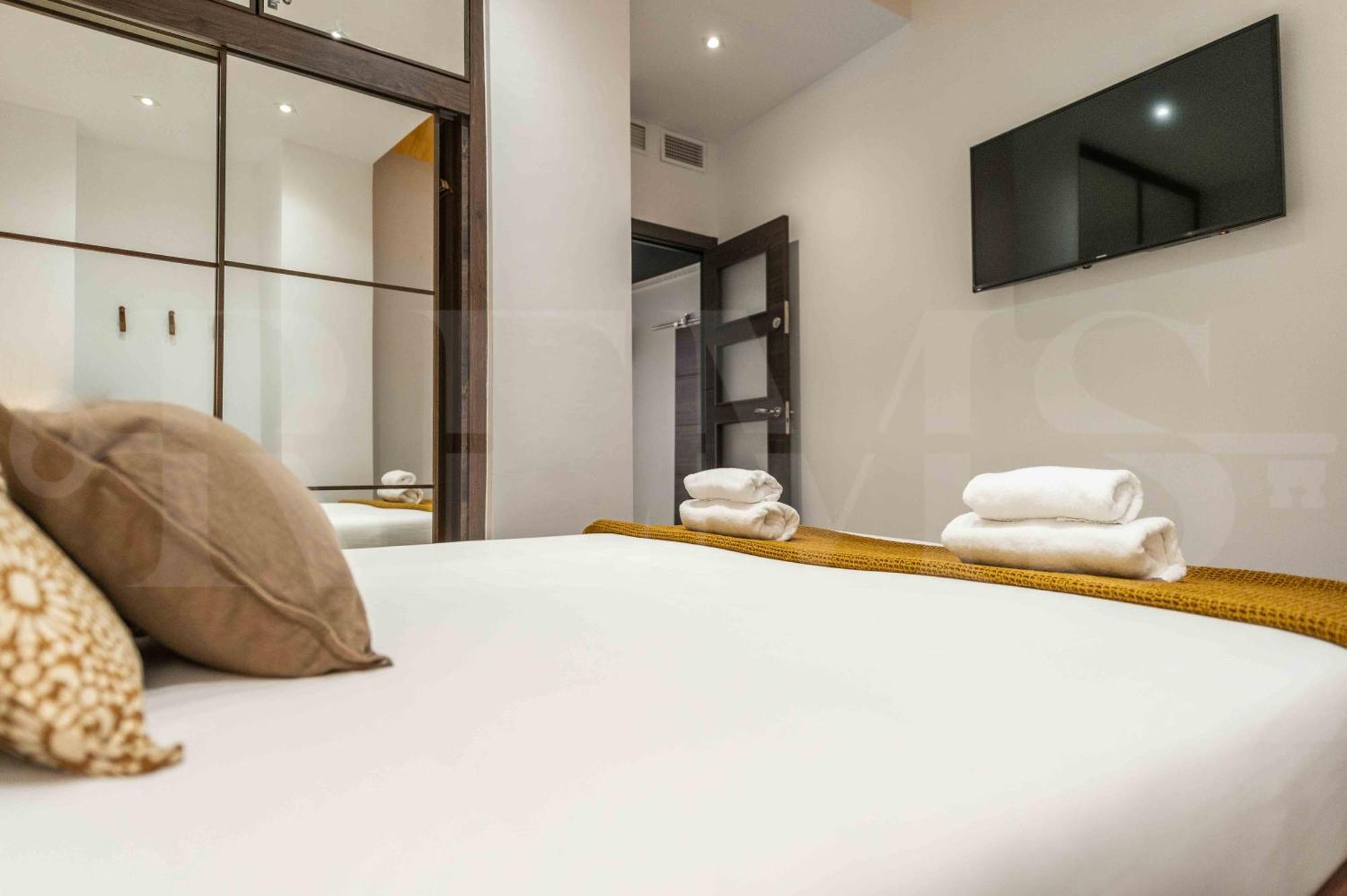 Fabulous In Historic Center By Rems *