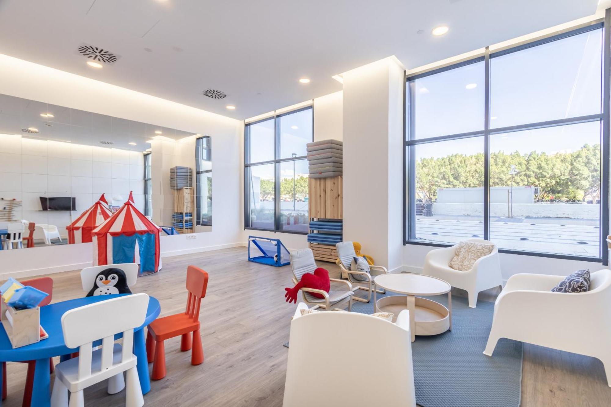 Apartamento Skyline 2 Pool & Parking Free Málaga