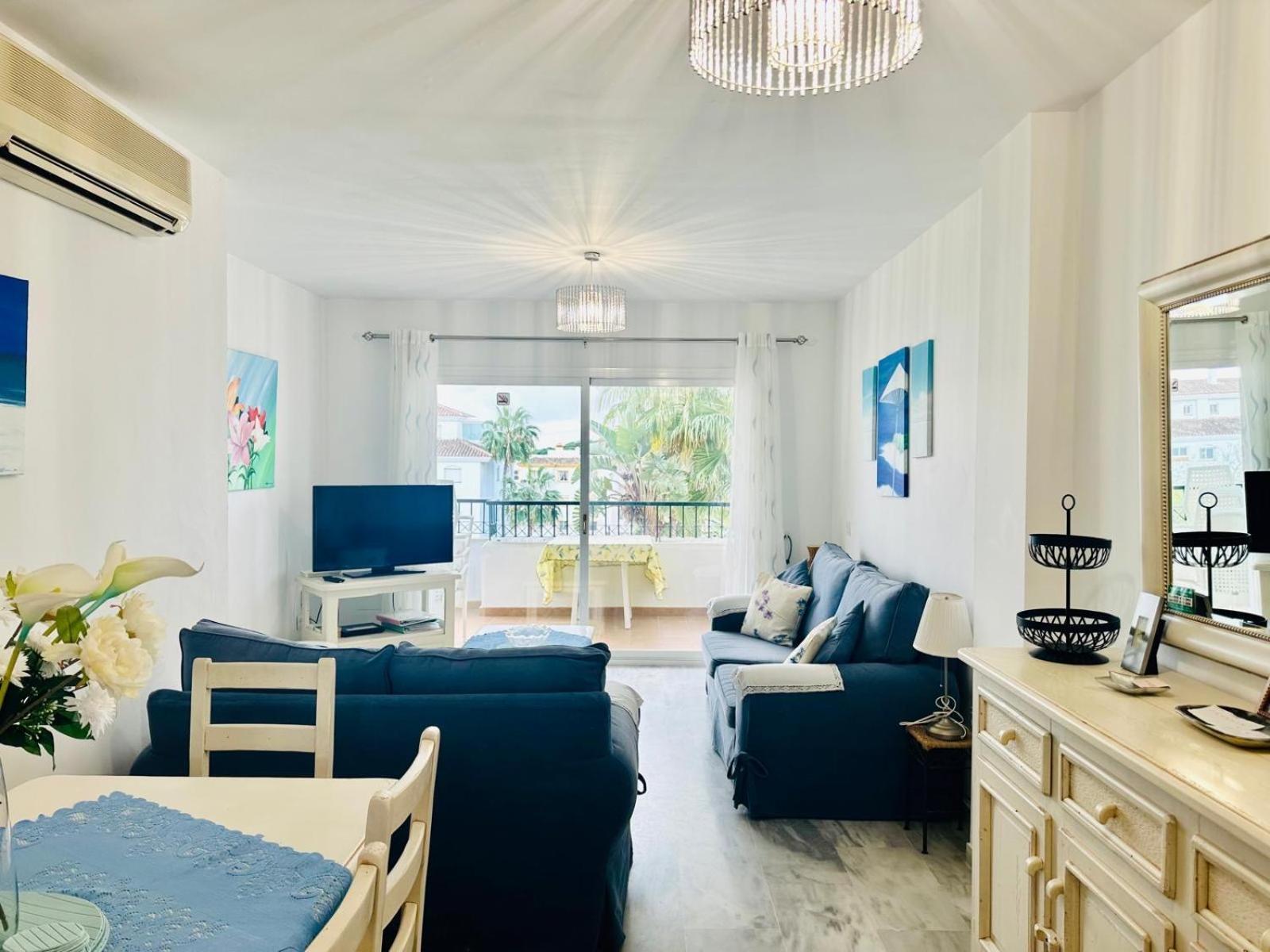 Lovely Apartment, Grancalahonda By Holidays2rent Apartment *