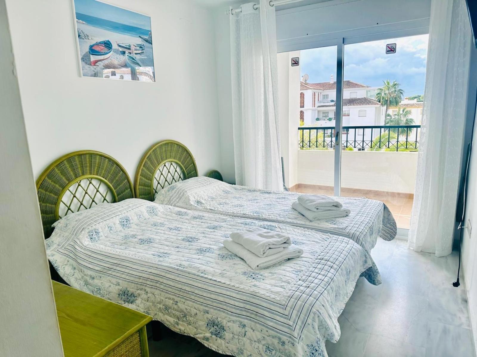 Apartment Lovely Apartment, Grancalahonda By Holidays2rent