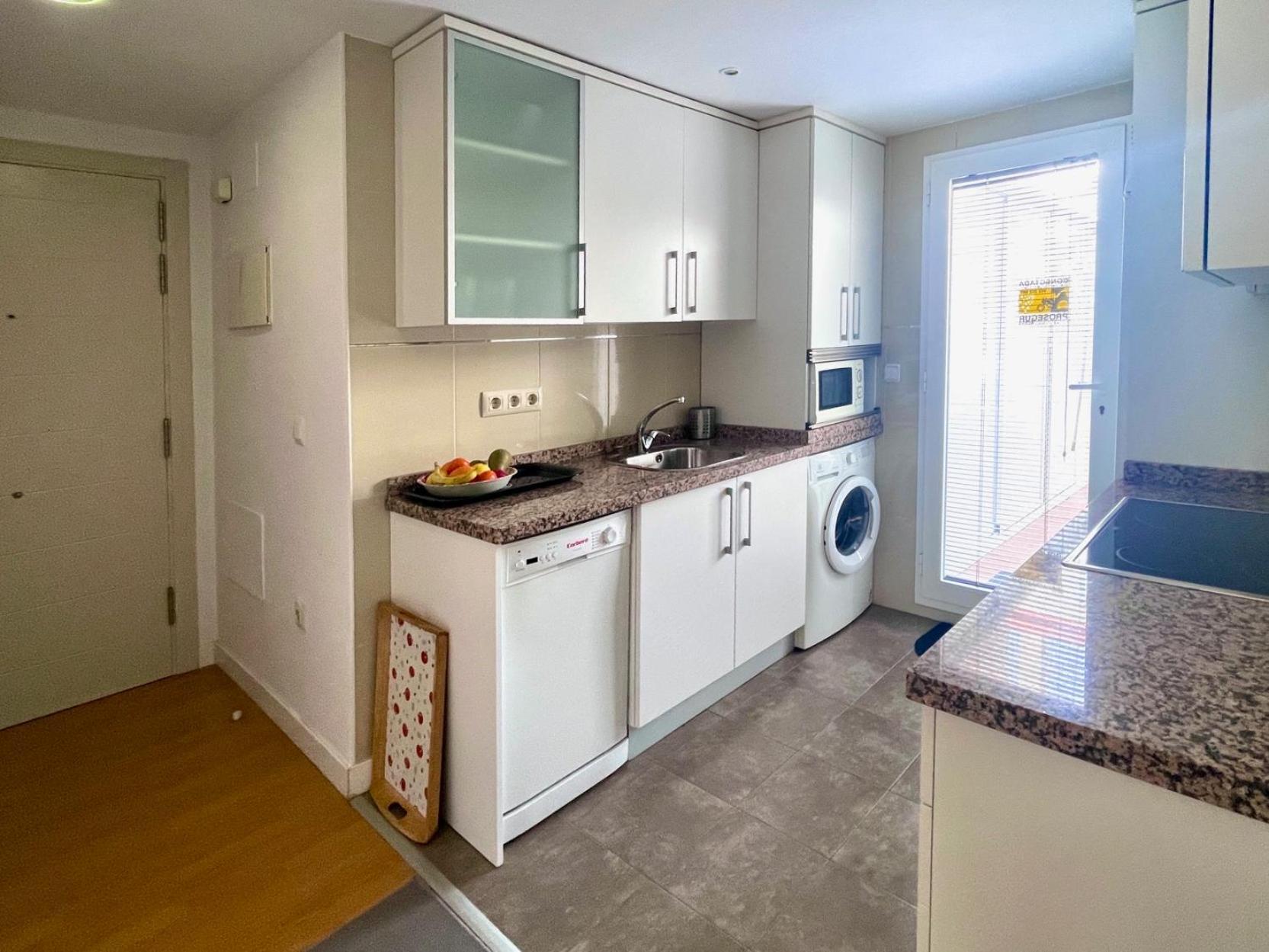 Maravilloso Centrico De 70m2, Jardin Propio 40m2 Con Piscina Ninos Y Parking Opcional Málaga