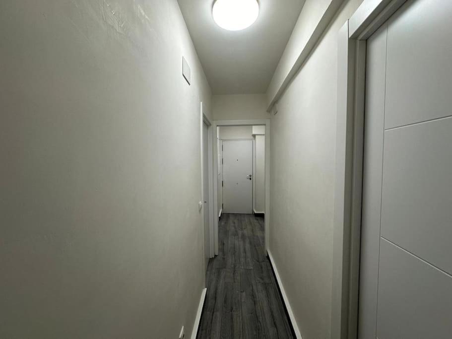 Cosy In 10' From The Beach - Rene Apartamento