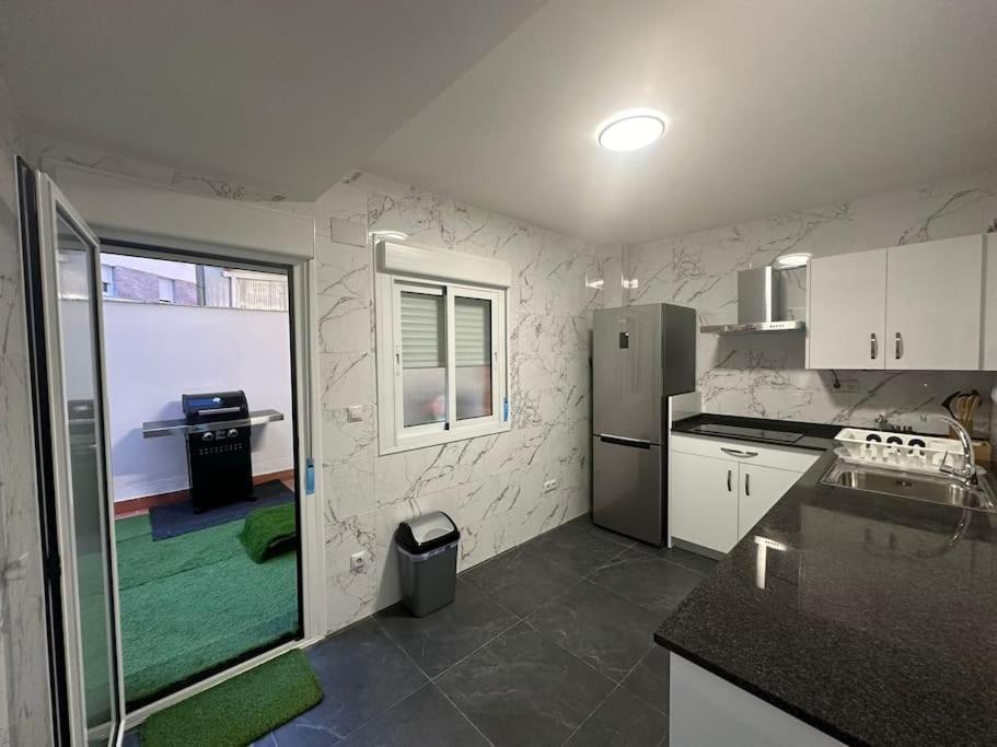 Cosy In 10' From The Beach - Rene Apartamento *