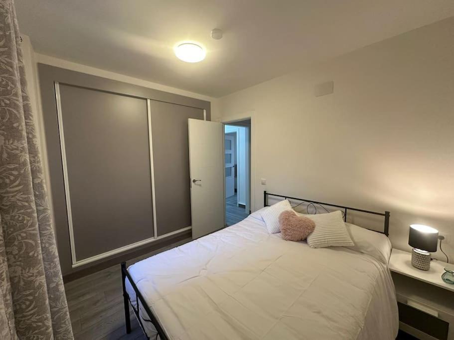 Cosy In 10' From The Beach - Rene Apartamento