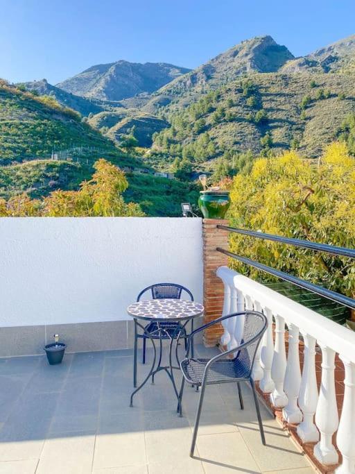 Cozy In Nerja , Malaga. Private Pool. Wifi Сasa de vacaciones Málaga