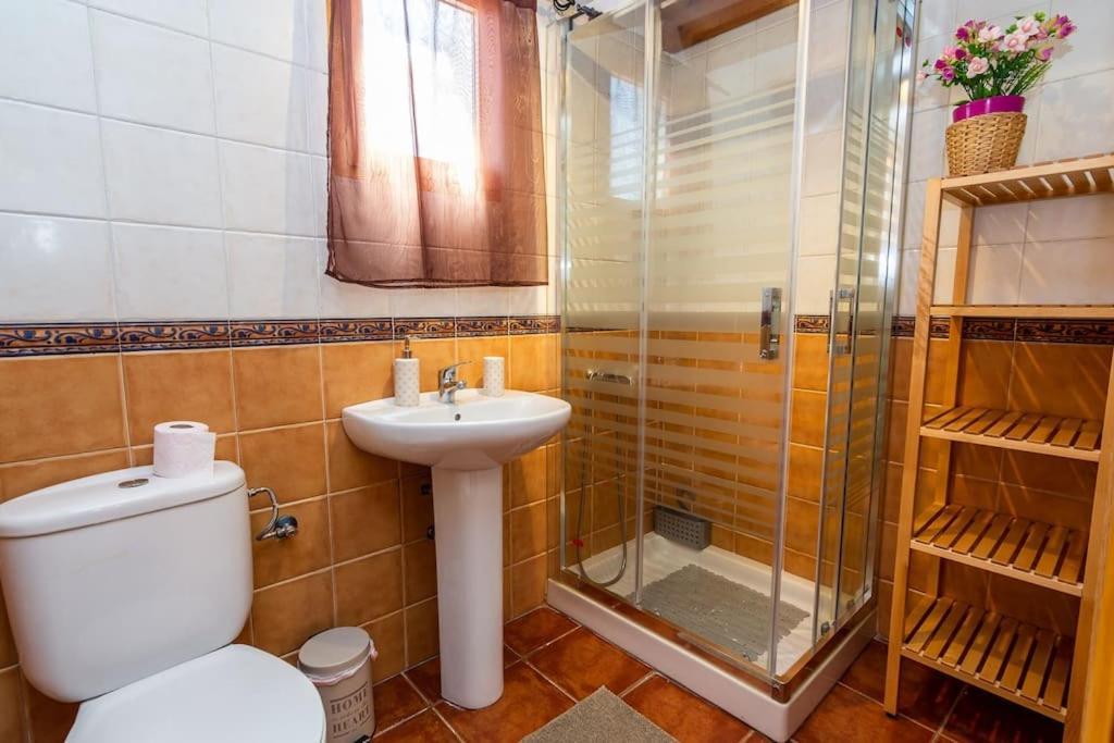 Cozy In Nerja , Malaga. Private Pool. Wifi Сasa de vacaciones
