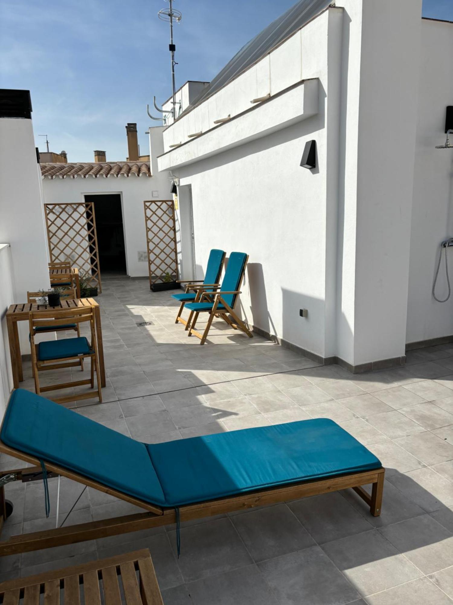 Centric With Rooftop Apartment