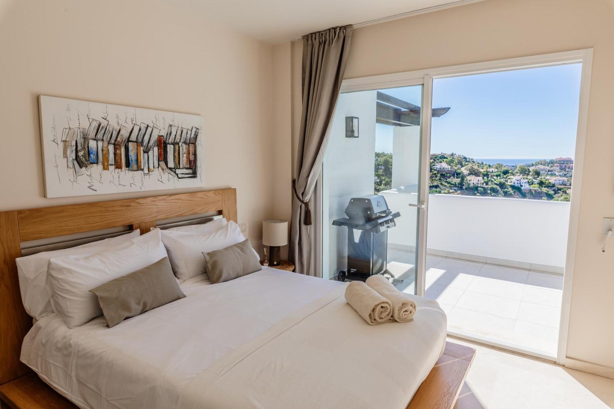 Beautiful Amazing Views And Pool Apartamento Málaga