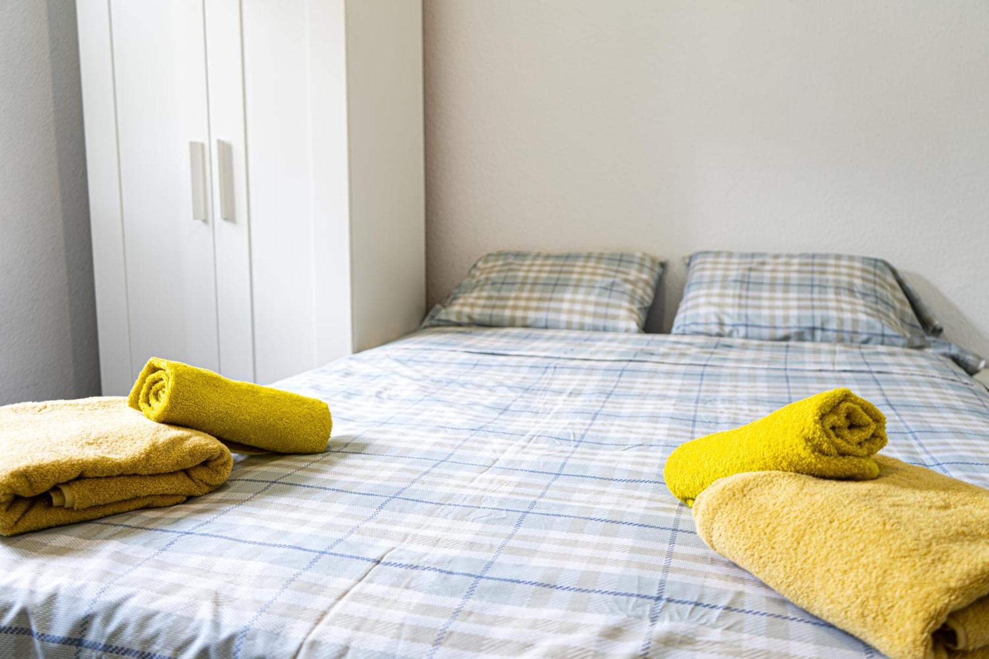 Economicmalagarooms Homestay