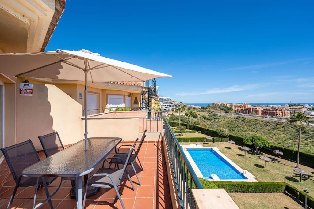 Apartment Penthouse Seaview - 3bed & 2bath *