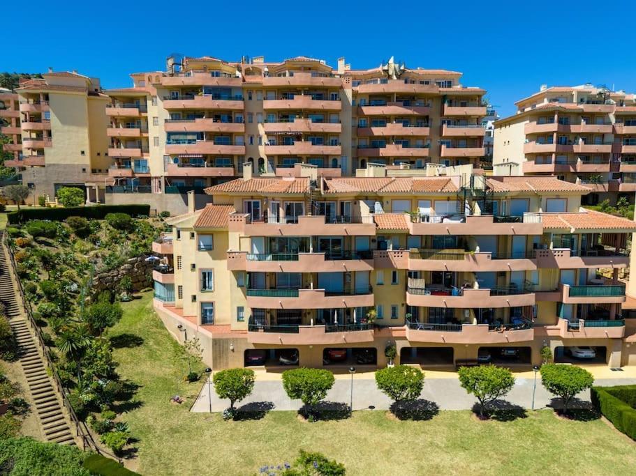 Apartment Penthouse Seaview - 3bed & 2bath