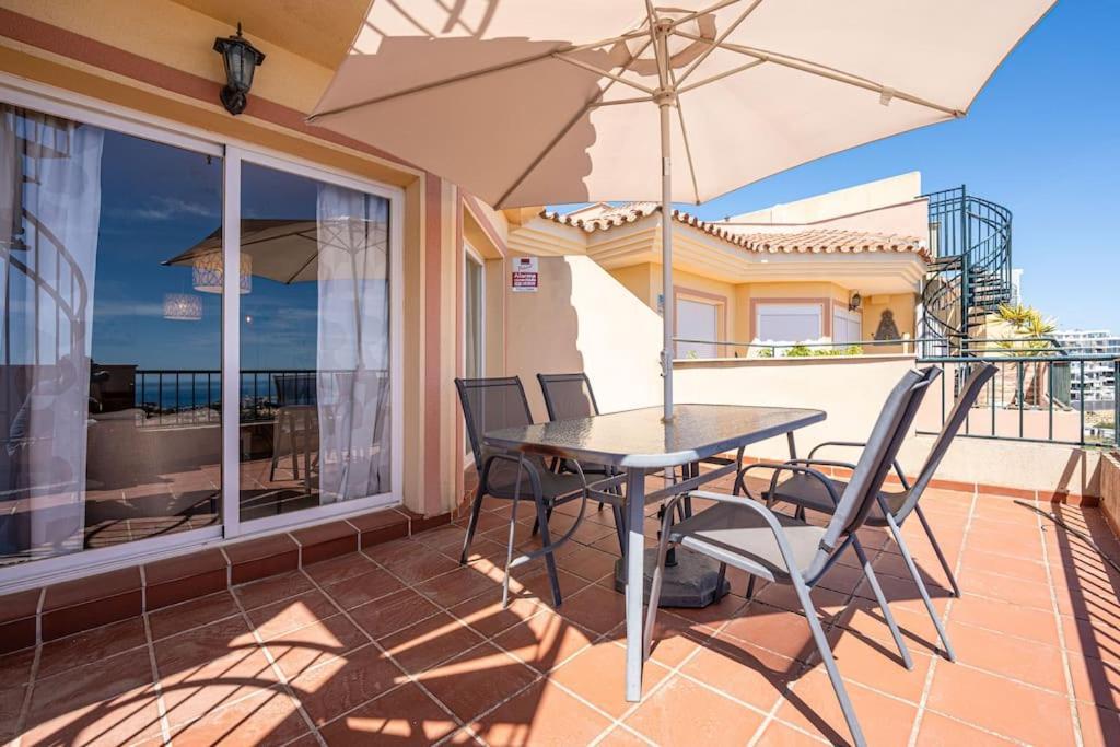 Apartment Penthouse Seaview - 3bed & 2bath