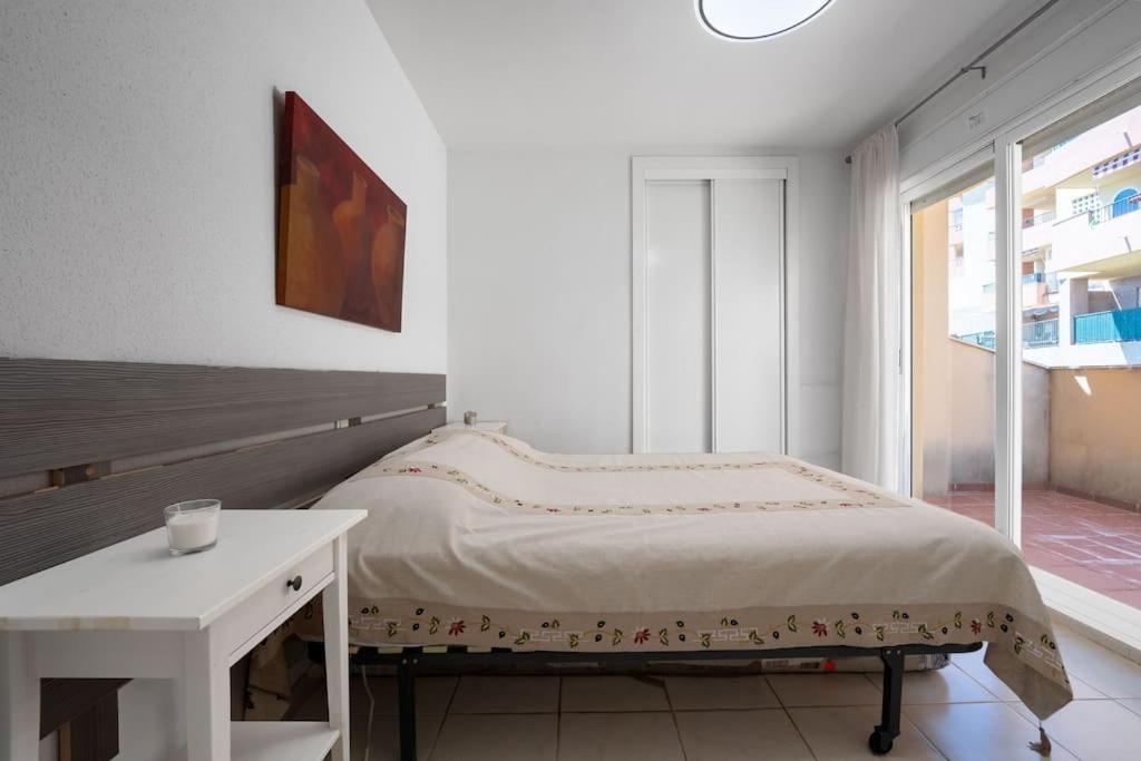 Penthouse Seaview - 3bed & 2bath Apartment *