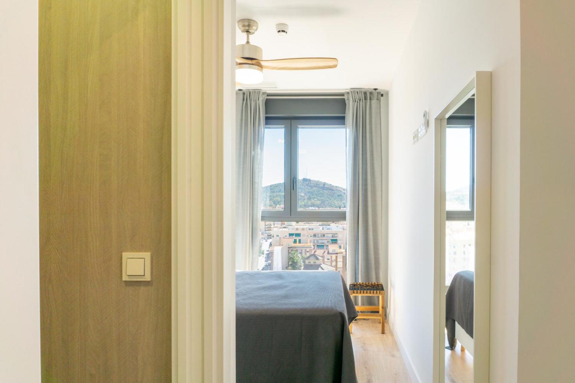 Urban Sky Tower 2 Center Apartamento Málaga