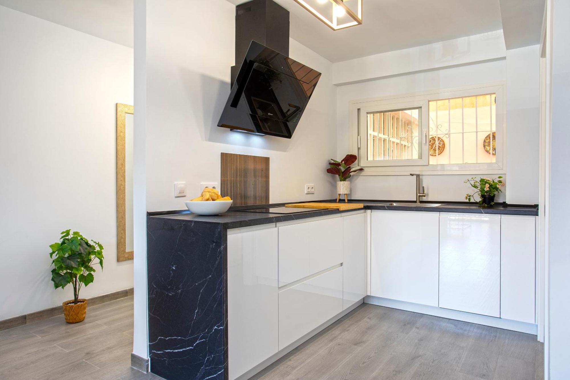 Soho & Terraza & Playa Apartment *