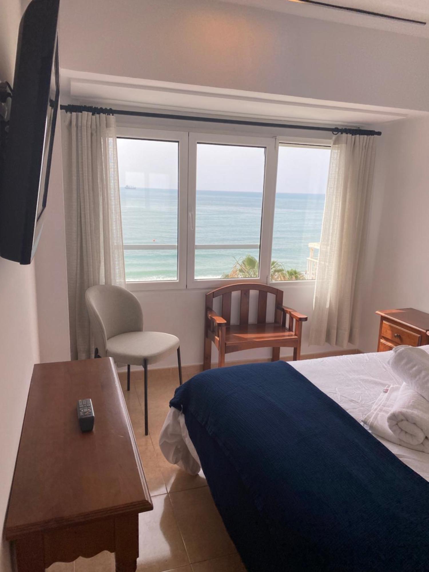 Apartamento Con Terraza Vista Al Mar Malagueta *
