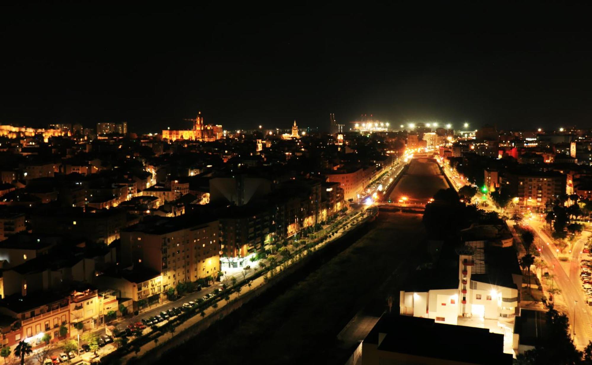-malagasunapts-urbansky Crazy Views Apartamento