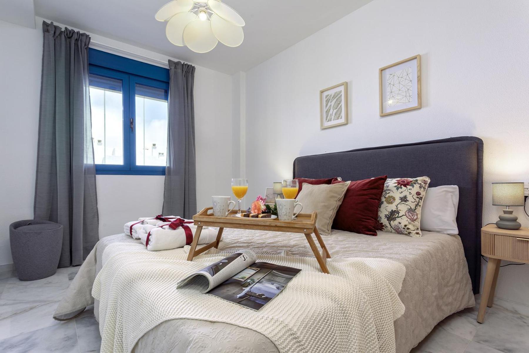 -malagasunapts-ayala33 Bus-train Station - Huelin
