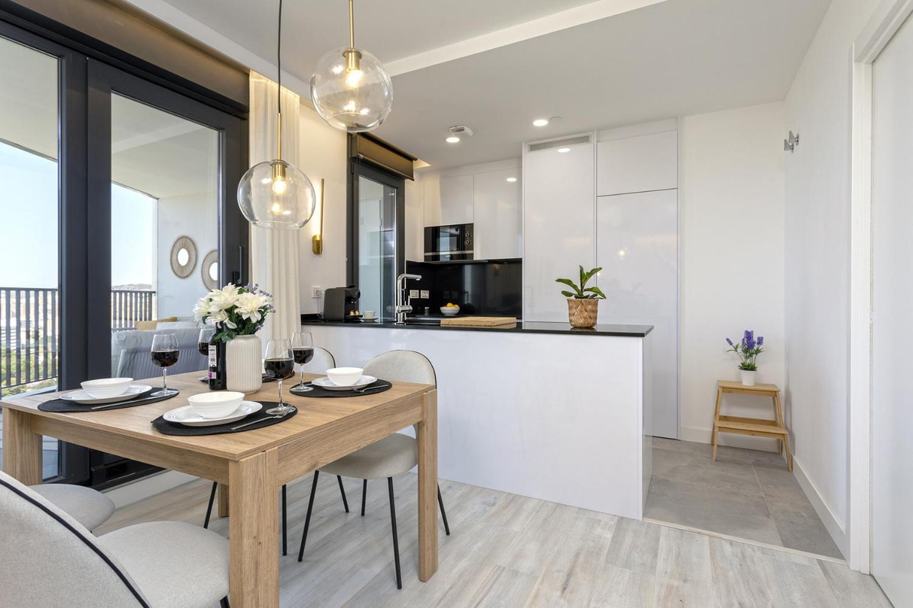 -malagasunapts-urbansky Crazy Views Apartamento