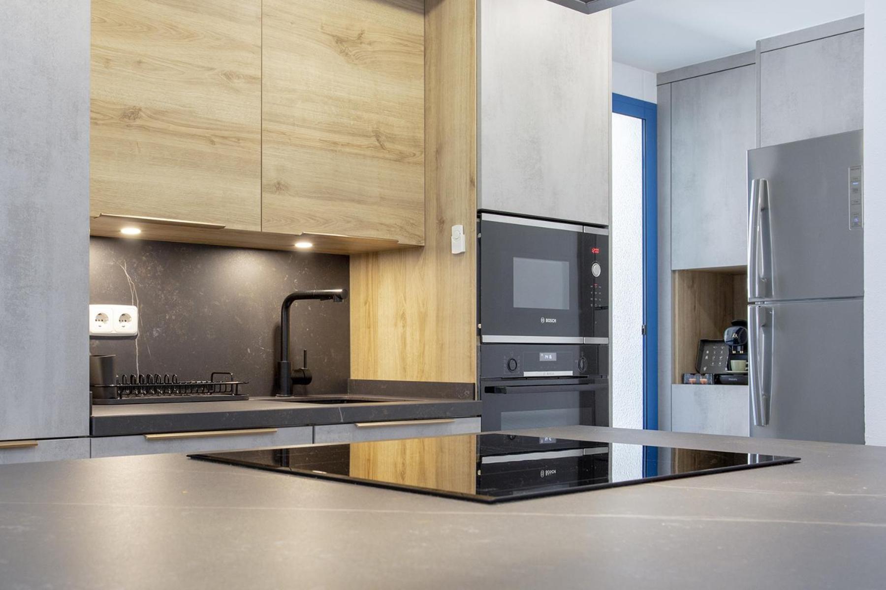 -malagasunapts-ayala33 Bus-train Station - Huelin *
