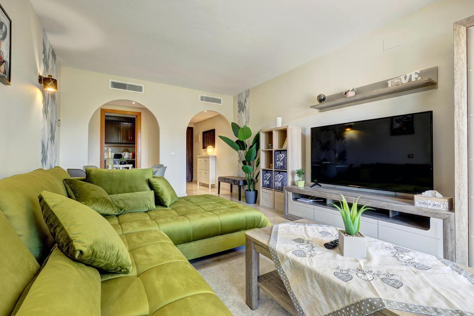 Cozy, 1 Bedroom On The Sunny Riviera Málaga